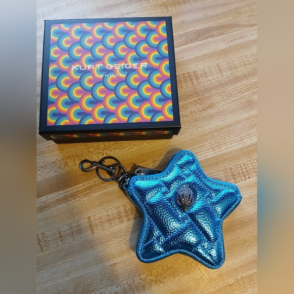 SOLD DO NOT BUT Kurt Geiger NWT Metallic Star Charm/Keychain - Picture 2 of 6